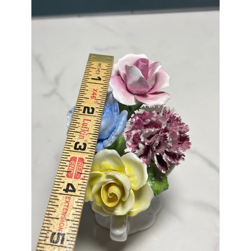 Radnor Staffordshire England Bone China Floral Bouquet Cornucopia Vase Vintage